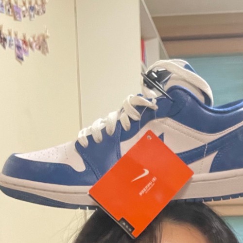 조던 1 로우 화이트 다크 마리나 블루 DC0774-114 photo review