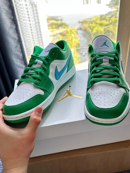 조던 1 로우 럭키 그린 DC0774-304 photo review