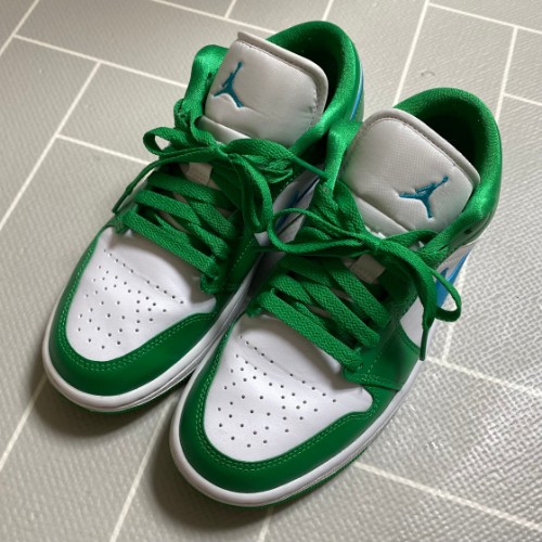 조던 1 로우 럭키 그린 DC0774-304 photo review