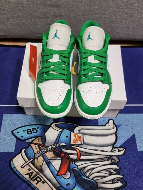 조던 1 로우 럭키 그린 DC0774-304 photo review