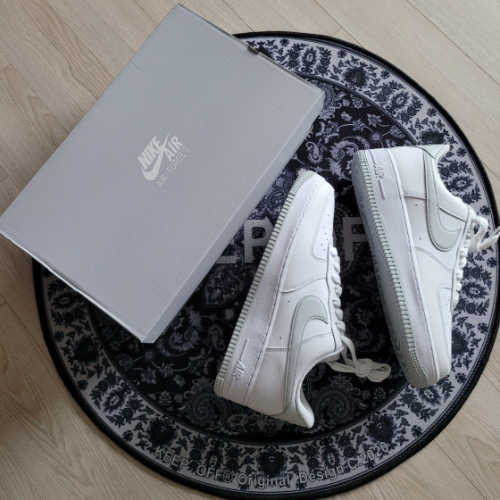 나이키 에어포스 1 '07 로우 화이트 퓨어 플래티넘 DC2911-100 photo review