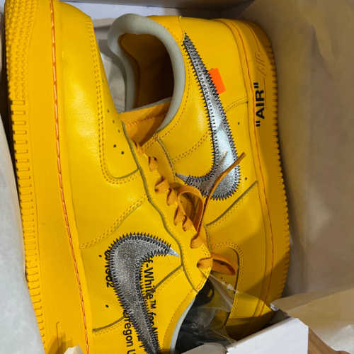 나이키 x 오프화이트 에어포스 1 '07 유니버시티 골드 DD1876-700 photo review
