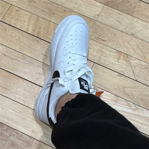 나이키 에어포스 1 '07 화이트 블랙 DD8959-103 photo review