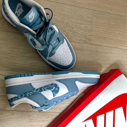 나이키 덩크 로우 에센셜 블루 페이즐리 DH4401-101 photo review