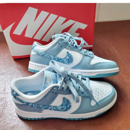 나이키 덩크 로우 에센셜 블루 페이즐리 DH4401-101 photo review