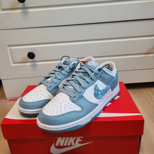 나이키 덩크 로우 에센셜 블루 페이즐리 DH4401-101 photo review