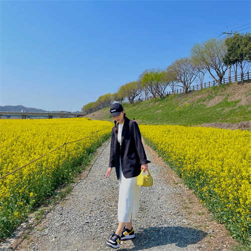 나이키 에어포스 1 LV8 애슬레틱 클럽 블랙 다크 설퍼 DH9597-002 photo review