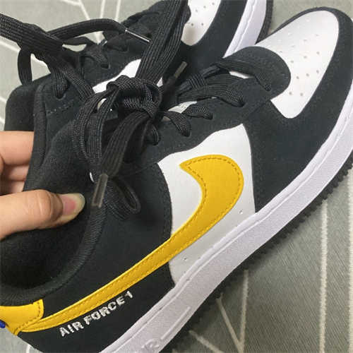 나이키 에어포스 1 LV8 애슬레틱 클럽 블랙 다크 설퍼 DH9597-002 photo review