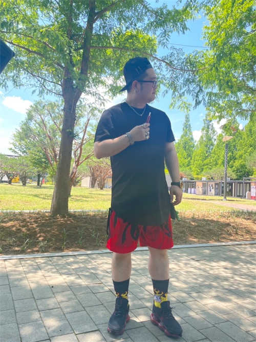 나이키 에어맥스 스콜피온 플라이니트 블랙 앤 유니버시티 레드 DJ4701-004 photo review