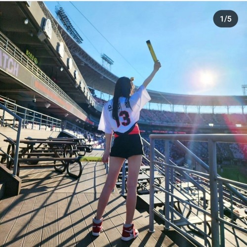 조던 1 레트로 하이 OG 바시티 레드 DJ4891-061 photo review