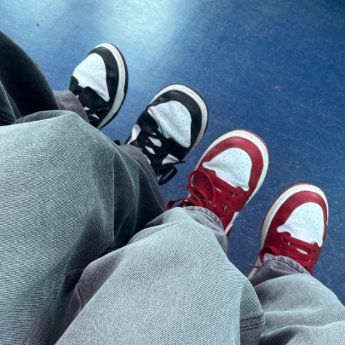 조던 1 레트로 하이 OG 바시티 레드 DJ4891-061 photo review