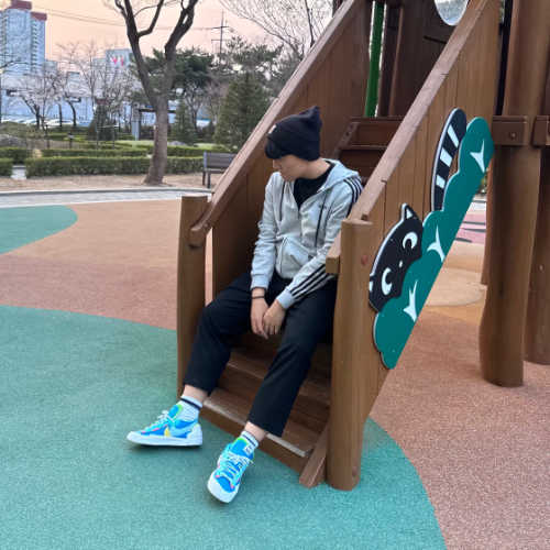 나이키 x 사카이 x 카우스 블레이저 로우 넵튠 블루 DM7901-400 photo review