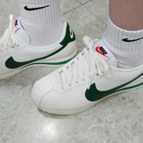 나이키 코르테즈 골지 그린 앤 말라카이트 DN1791-101 photo review