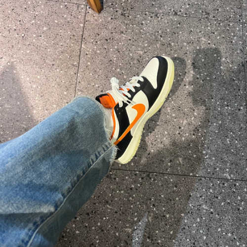 나이키 덩크 로우 프리미엄 할로윈 DO3806-100 photo review