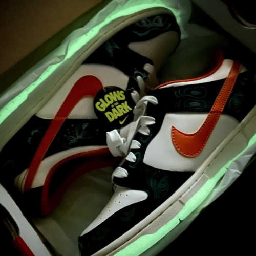 나이키 덩크 로우 프리미엄 할로윈 DO3806-100 photo review