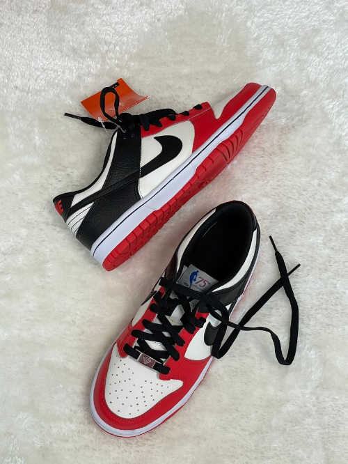 나이키 x NBA 덩크 로우 블랙 앤 칠리 레드 DO6288-100 photo review