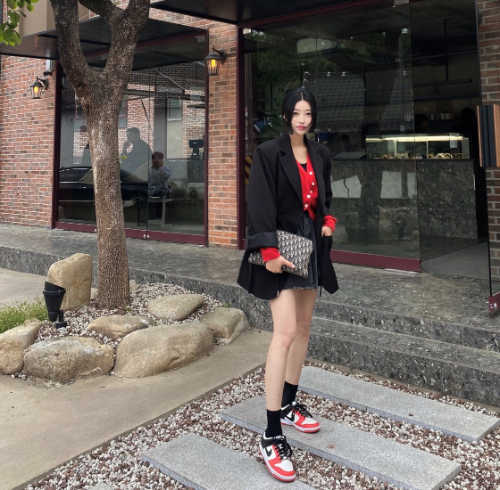 나이키 x NBA 덩크 로우 블랙 앤 칠리 레드 DO6288-100 photo review