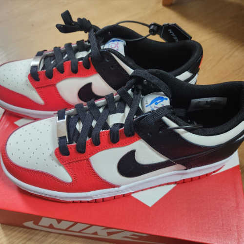 나이키 x NBA 덩크 로우 블랙 앤 칠리 레드 DO6288-100 photo review