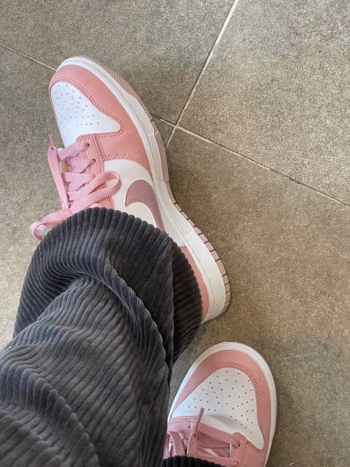 나이키 덩크 로우 핑크 벨벳 DO6485-600 photo review