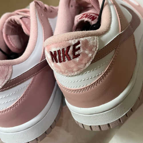 나이키 덩크 로우 핑크 벨벳 DO6485-600 photo review