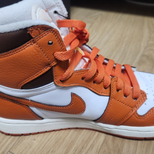 조던 1 레트로 하이 OG 스타피쉬 DO9369-101 photo review