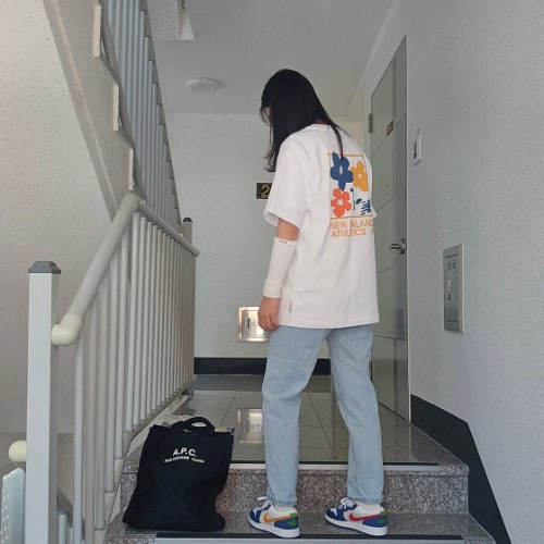 조던 1 로우 SE 프렌치 블루 처트니 화이트 DR6960-400 photo review