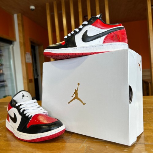 조던 1 로우 트리플 화이트 2022 DV0990-111 photo review