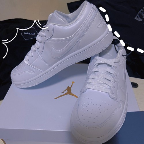 조던 1 로우 트리플 화이트 2022 DV0990-111 photo review