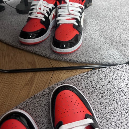 조던 1 로우 SE 팀 오렌지 블랙 DV1335-800 photo review