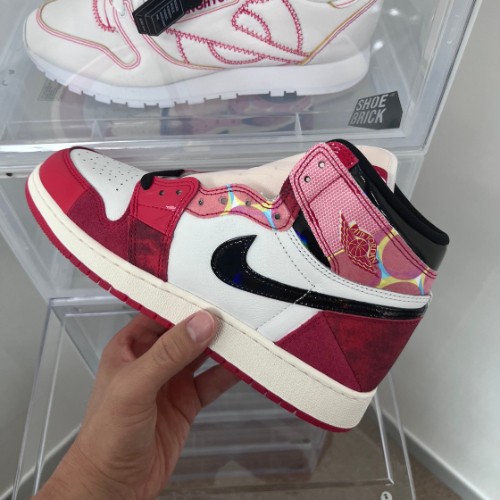 조던 1 레트로 하이 스파이더맨 넥스트 챕터 DV1753-601 photo review