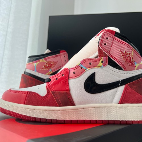 조던 1 레트로 하이 스파이더맨 넥스트 챕터 DV1753-601 photo review