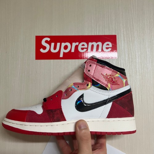 조던 1 레트로 하이 스파이더맨 넥스트 챕터 DV1753-601 photo review