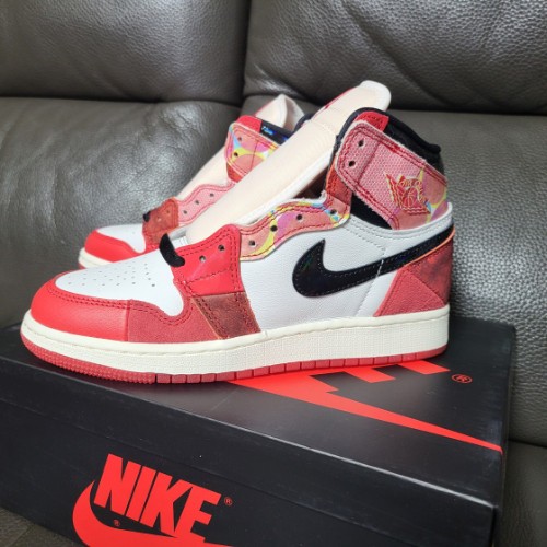 조던 1 레트로 하이 스파이더맨 넥스트 챕터 DV1753-601 photo review