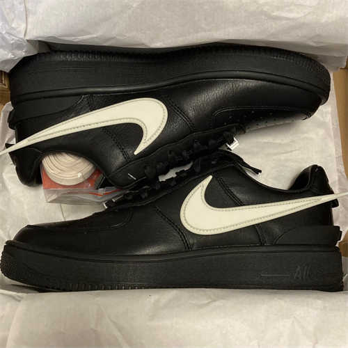 나이키 x 앰부쉬 에어포스 1 로우 SP 블랙 DV3464-001 photo review
