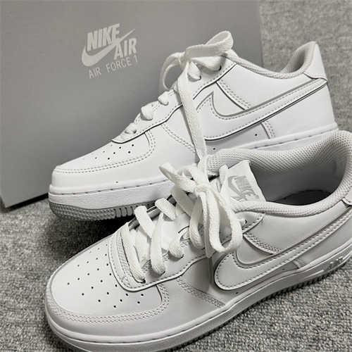 나이키 에어포스 1 화이트 울프 그레이 DX5805-100 photo review