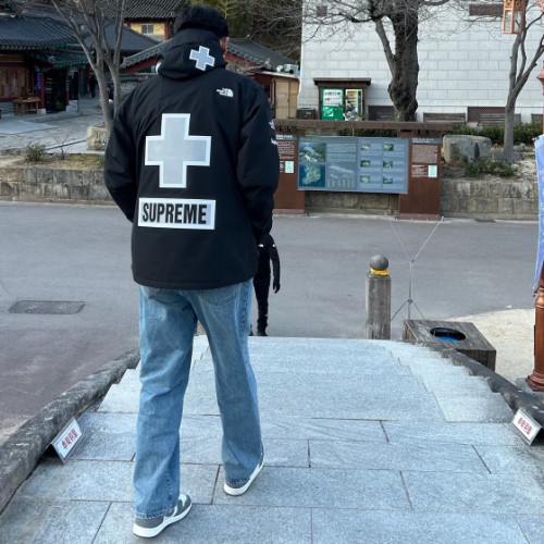 조던 1 레트로 하이 OG 블랙 앤 스모크 그레이 DZ5485-051 photo review