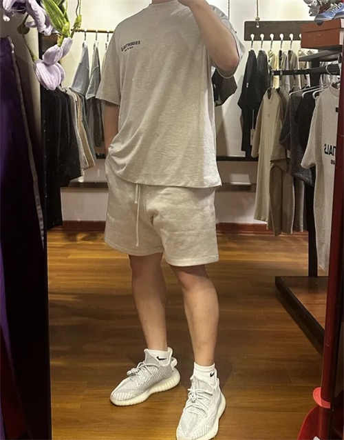 아디다스 이지 부스트 350 V2 스태틱 - 리플렉티브 EF2367 photo review