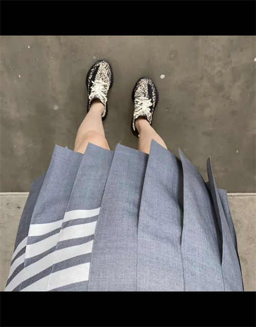 아디다스 이지 부스트 350 V2 스태틱 - 리플렉티브 EF2367 photo review