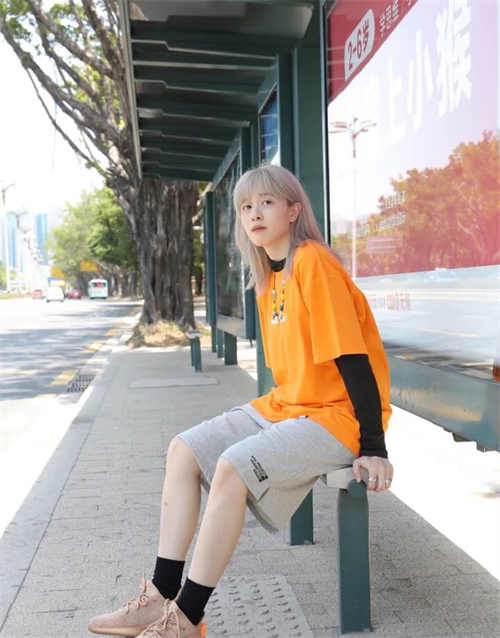 아디다스 이지 부스트 350 V2 클레이 EG7490 photo review