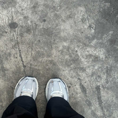 나이키 줌 보메로 5 포톤 더스트 앤 메탈릭 실버 FD0884-025 photo review