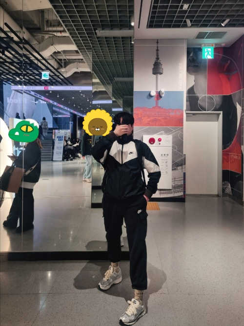 나이키 줌 보메로 5 포톤 더스트 앤 메탈릭 실버 FD0884-025 photo review