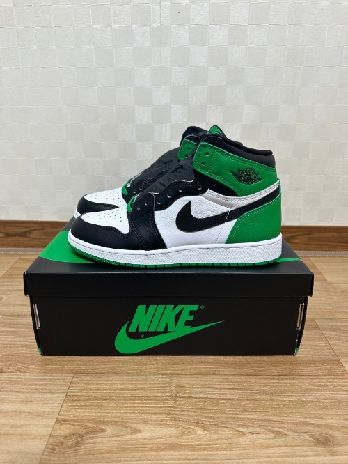 조던 1 레트로 하이 OG 블랙 앤 럭키 그린 FD1437-031 photo review