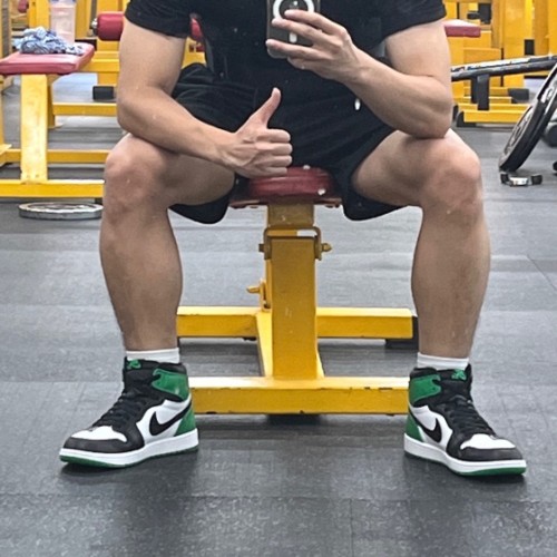 조던 1 레트로 하이 OG 블랙 앤 럭키 그린 FD1437-031 photo review