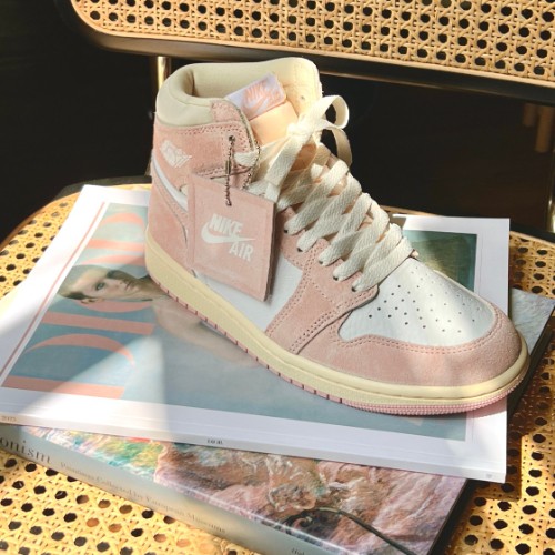 조던 1 레트로 하이 OG 코코넛 밀크 앤 세일 FD2596-600 photo review