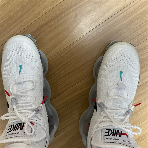 나이키 에어맥스 스콜피온 플라이니트 서밋 화이트 FD4319-101 photo review