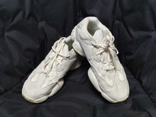 아디다스 이지 500 본 화이트 FV3573 photo review