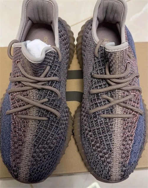 아디다스 이지 부스트 350 V2 신더 FY2903 photo review