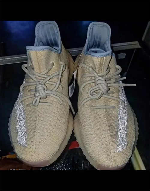 아디다스 이지 부스트 350 V2 리넨 FY5158 photo review