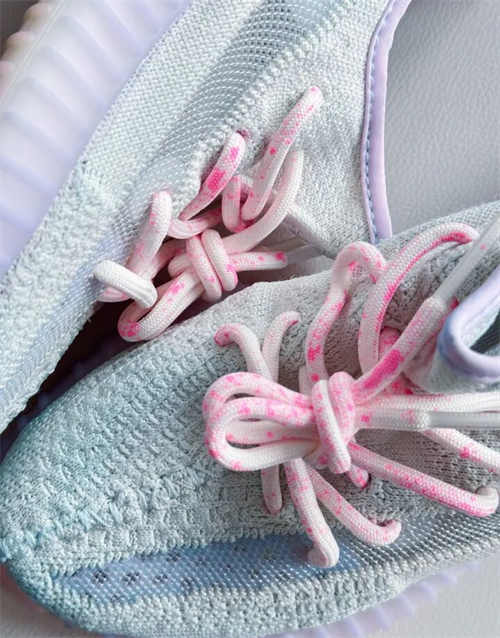 아디다스 이지 부스트 350 V2 본 HQ6316 photo review