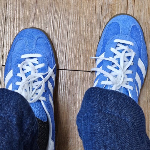 아디다스 가젤 인도어 블루 퓨전 클라우드 화이트 HQ8717 photo review